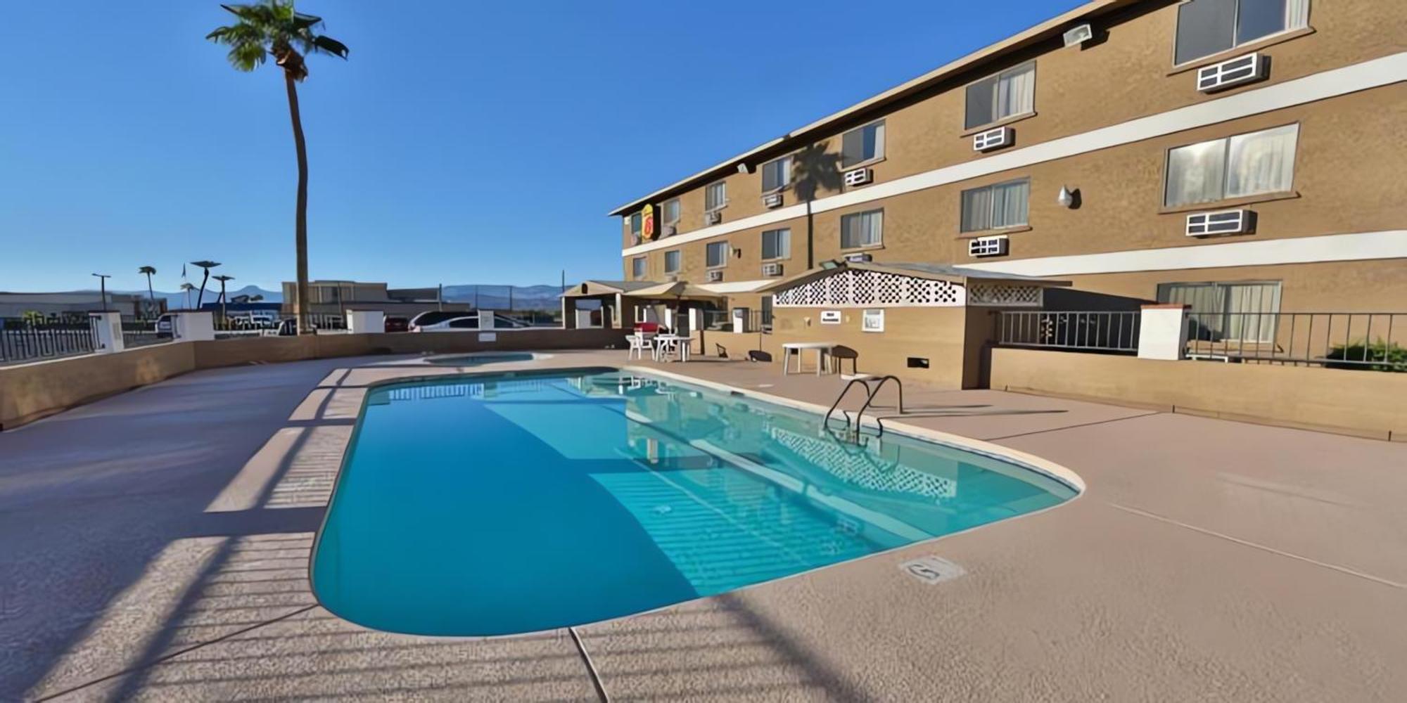 Super 8 By Wyndham Lake Havasu City Exteriör bild