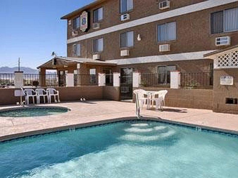 Super 8 By Wyndham Lake Havasu City Bekvämligheter bild